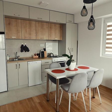Luna Apartment By Sienna Skopie Exterior foto